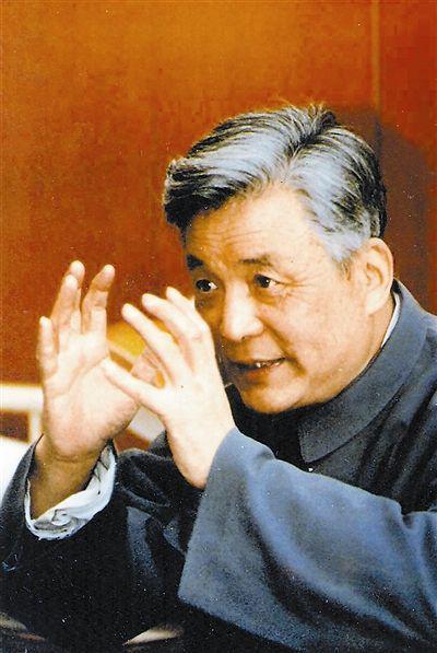 两弹一星之父到底是谁，于敏的卓越贡献与传奇人生，揭秘两弹一星之父于敏的卓越贡献与传奇人生