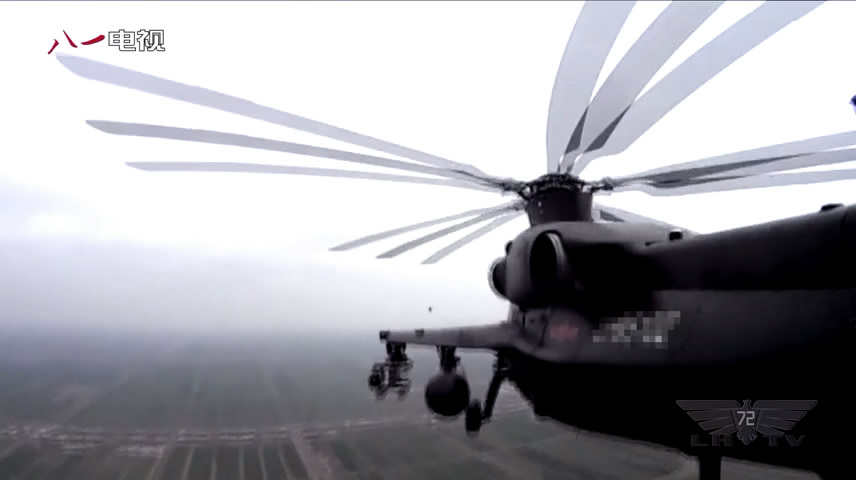 阿帕奇武装直升机火力全开,空中霸主的力量展现,阿帕奇武装直升机火力全开,空中霸主的力量展示