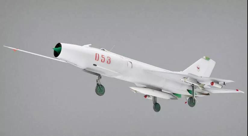 歼八首飞，中国航空工业的里程碑事件，歼八首飞，中国航空工业的辉煌里程碑