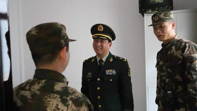 丁晓兵担任8730部队政委的领导风采，丁晓兵担任8730部队政委的领导风采展示