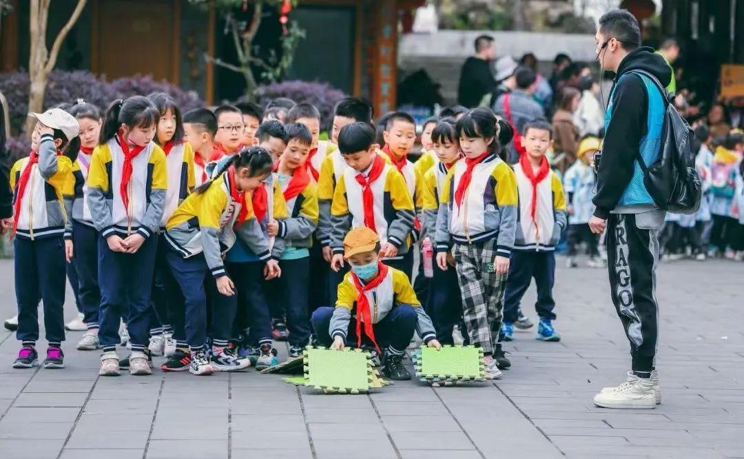 国防军事研学科技意识，新时代的军事教育转型之路，国防军事研学科技意识，探索新时代军事教育转型之路