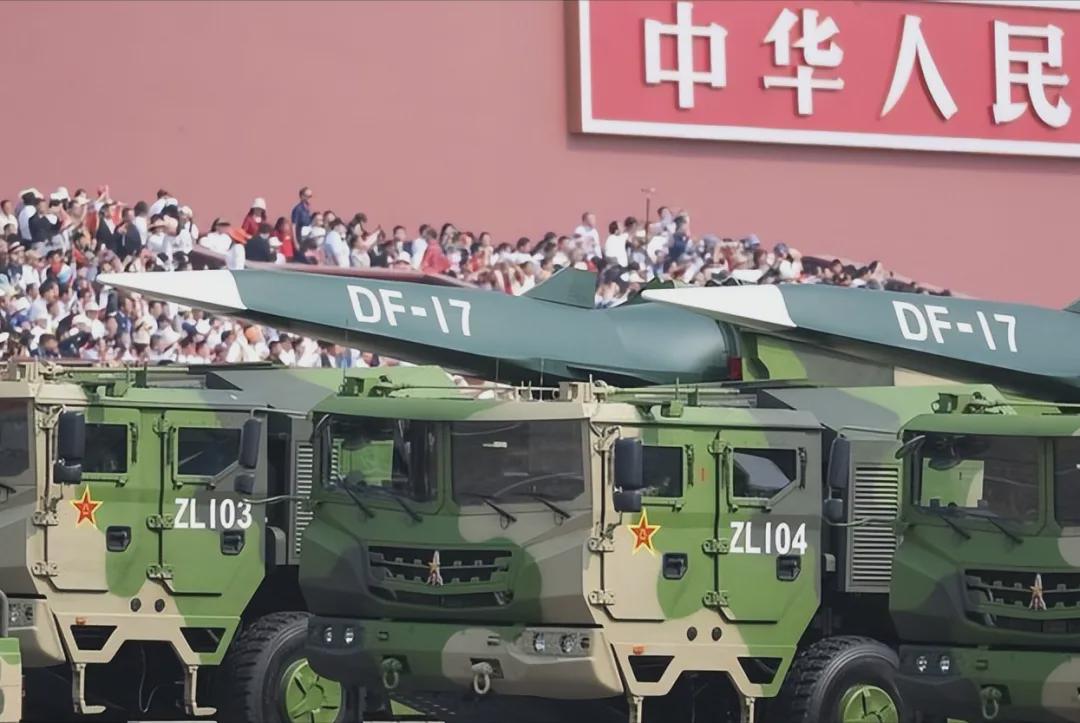 中国东风-61导弹，究竟长什么样？，揭秘，中国东风-61导弹的真实面貌
