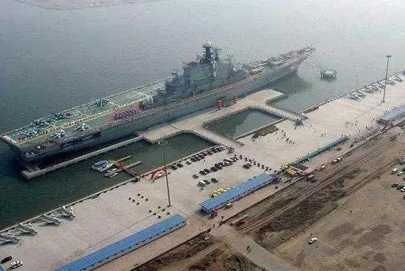 揭秘一辆航空母舰的造价，揭秘航空母舰造价的惊人数字