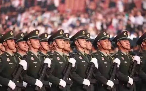 关于身高为178cm的人能否参加阅兵活动的探讨，身高178cm人士参与阅兵活动的可行性探讨