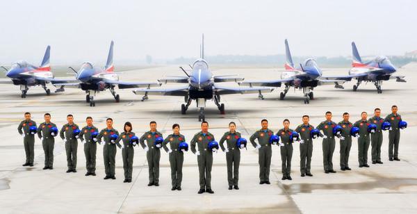 中国空军图，翱翔天际的雄狮，中国空军图，翱翔天际的雄狮力量