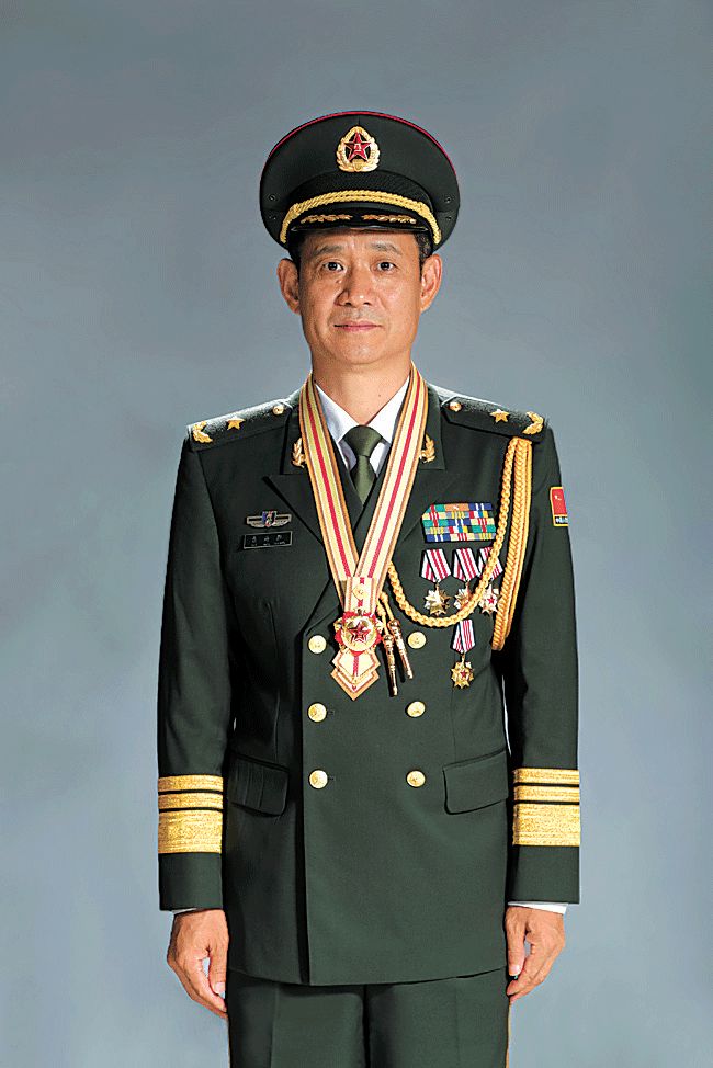 国防军事战线