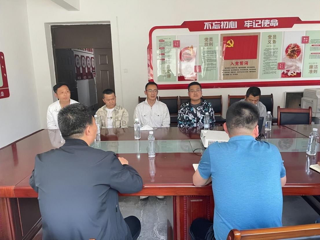 士官退役安排工作与待遇，深度解读与探讨，士官退役安排工作与待遇深度解析及探讨