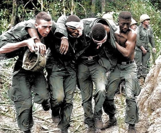 中国女兵正面照片,坚韧与荣耀的象征,中国女兵正面照,坚韧与荣耀的标志性展现