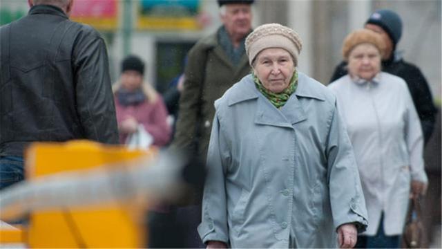 中国警惕俄罗斯，深化理解与合作的重要性，中俄合作深化，警惕与理解的重要性