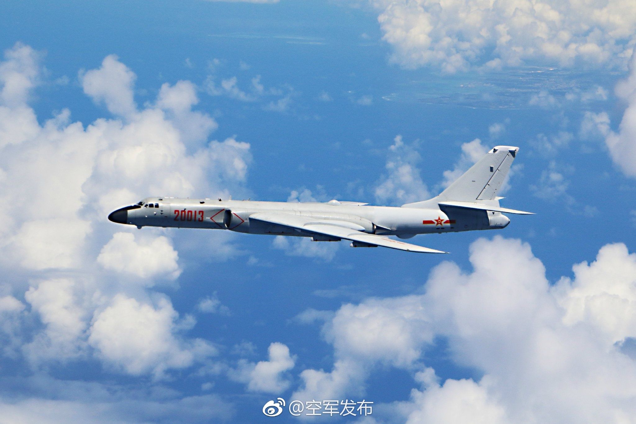 中国空军的成立，历史沿革与发展轨迹，中国空军发展史，成立、沿革与壮大轨迹