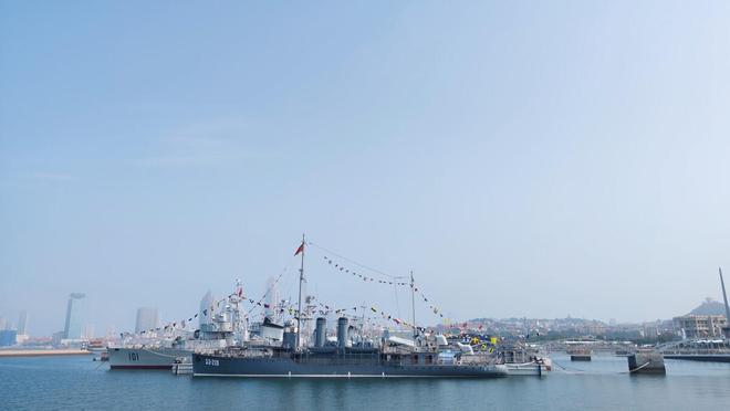 青岛海军基地一览表，历史、现状和未来展望，青岛海军基地概览，历史沿革、现状分析及未来展望