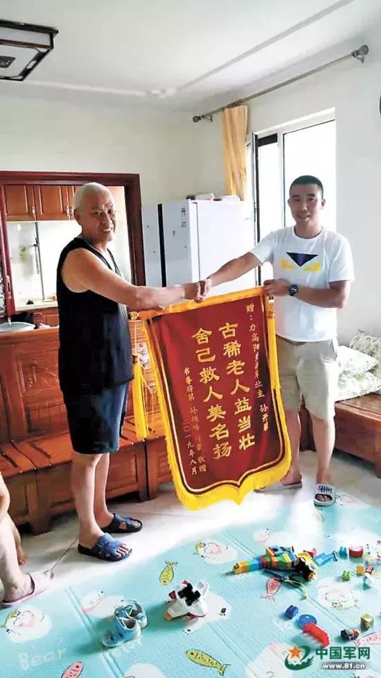 庆祝中国海军成立73周年，回顾与前瞻，庆祝中国海军成立73周年，回顾辉煌历程，前瞻未来征程