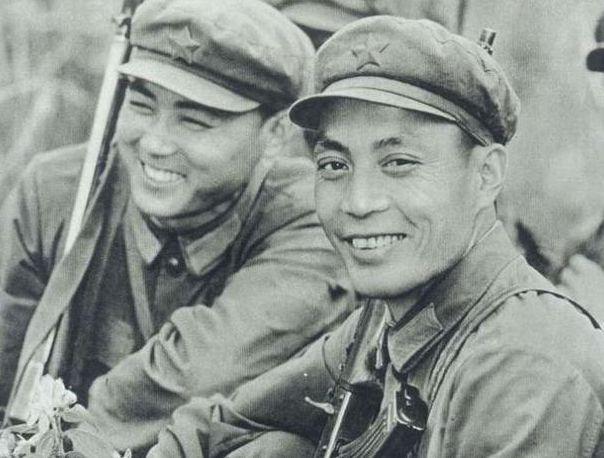 为何当下不再佩戴解放帽，历史、时尚与文化变迁的视角，从解放帽到时尚变迁，历史、文化因素与当下佩戴风尚的转变