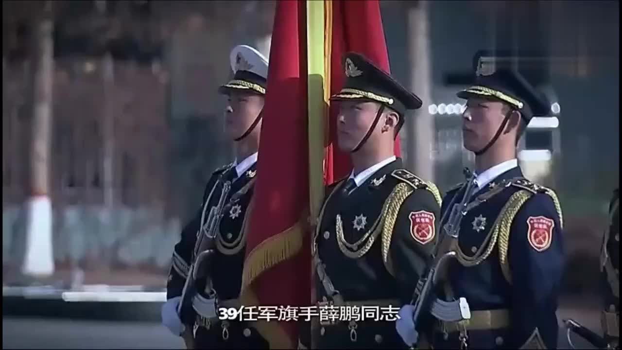 三军女兵方队护旗手谭艳梅,坚韧与荣耀的象征,三军女兵方队护旗手谭艳梅,坚韧之魂,荣耀之光