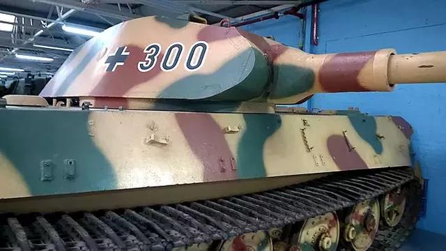 虎式坦克发动机升级,性能提升与战略影响,虎式坦克发动机升级,性能飞跃与战略重塑