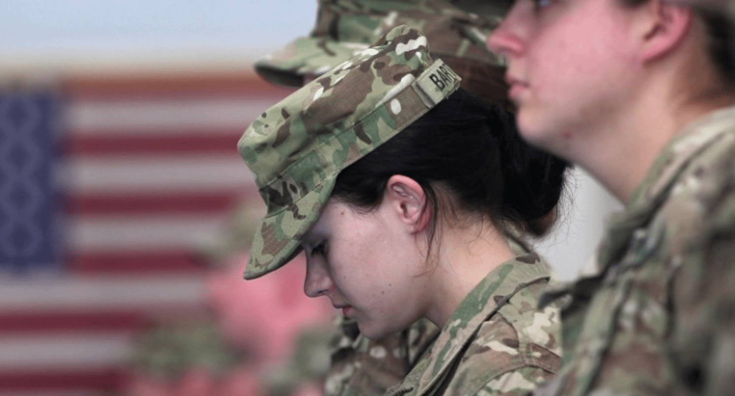 美国女兵与性别大战，历史与现实的探讨，美国女兵，历史与现实的性别大战探讨