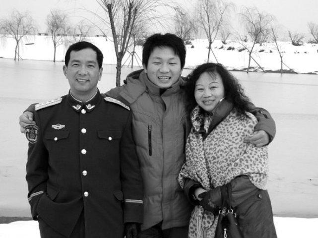 丁晓兵老婆，背后的力量与支持，丁晓兵背后的力量，妻子默默的支持