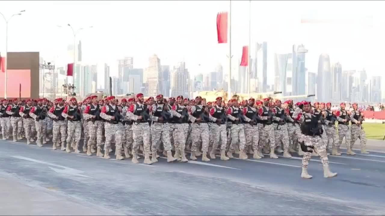 卡塔尔中式阅兵，传统与现代的完美结合，卡塔尔中式阅兵，传统与现代的华丽交融