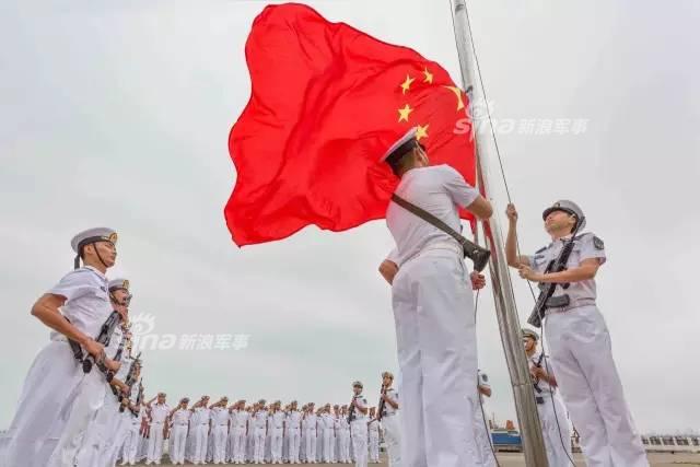 9岛礁举行升国旗仪式，荣耀与责任的象征，九岛礁升国旗仪式，荣耀与责任的交汇