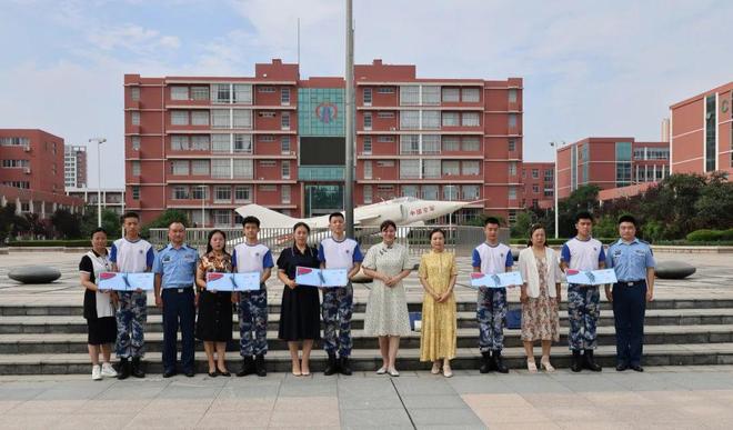 青航校,探索其独特的教育魅力与理念,青航校,独特教育魅力与理念的探索