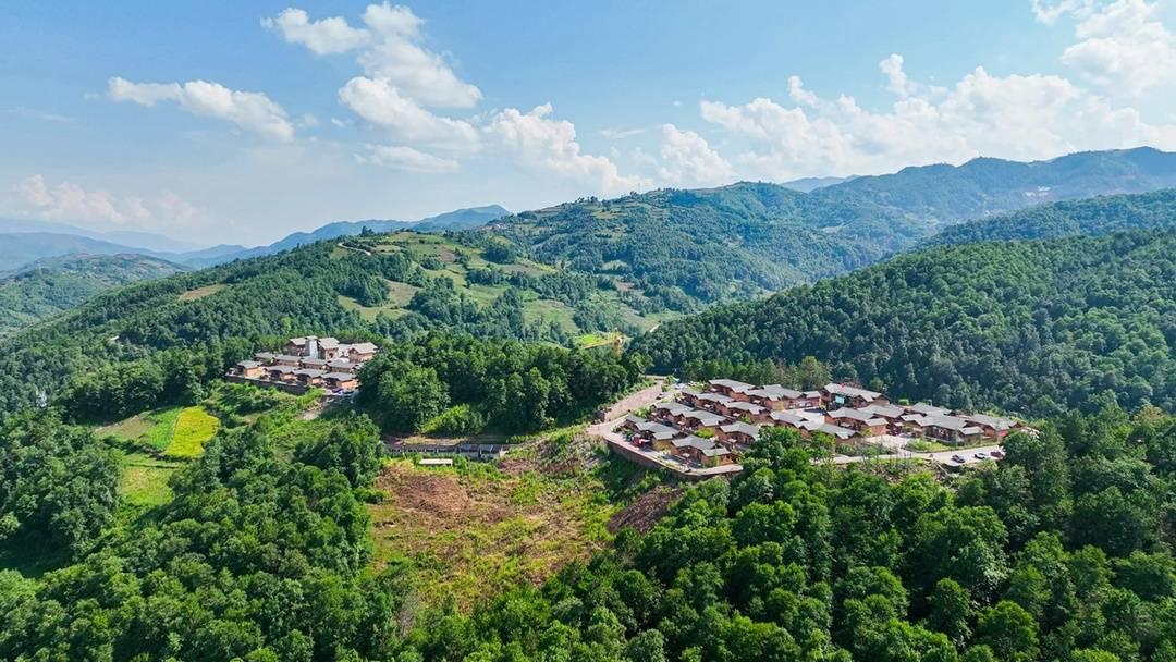凉山州州庆70周年庆祝活动，回顾历史，展望未来，凉山州州庆70周年庆典，回顾历史里程碑，展望未来新篇章