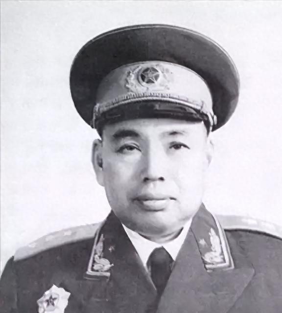 杰出人物丁晓兵简介，杰出人物丁晓兵生平简介