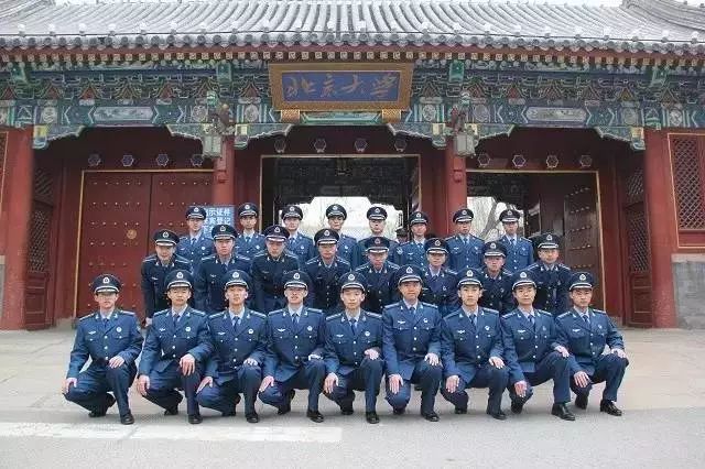 空军航空大学全称解析，培养蓝天卫士的摇篮，空军航空大学，培养蓝天卫士的摇篮