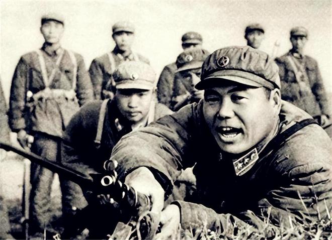 集团军副参谋长，揭秘职务背后的级别与职责，揭秘集团军副参谋长的职务级别与职责职能
