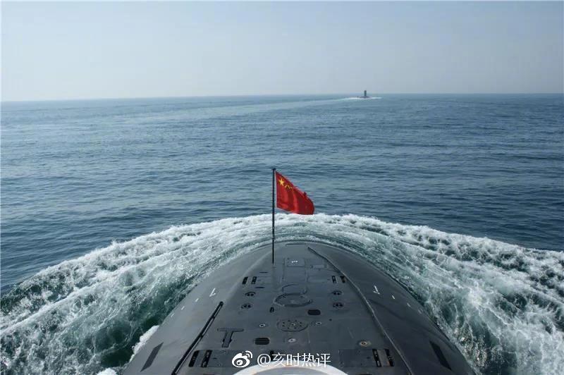 潜艇部队生日快乐，颂扬荣耀与担当，潜艇部队荣耀担当，共庆生日庆典