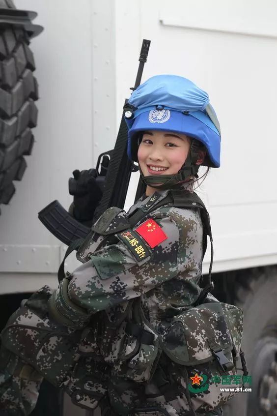 中国女兵最漂亮的照片高清——展现飒爽英姿与坚韧精神，中国女兵飒爽英姿与坚韧精神的高清美图欣赏