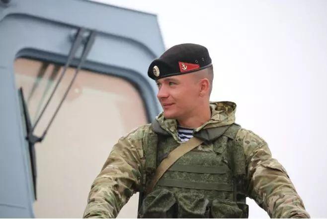 揭秘中国海军舰艇舰长,131舰艇舰长的风采与担当,揭秘中国海军舰艇舰长风采,揭秘中国海军舰长风采与担当——以舰长XXX为例