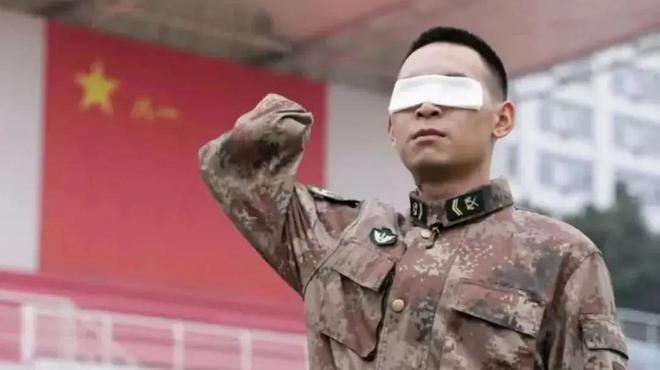 八一勋章背后的英雄事迹，致敬那些默默奉献的杰出人物，八一勋章背后的英雄传奇，致敬杰出人物的默默奉献