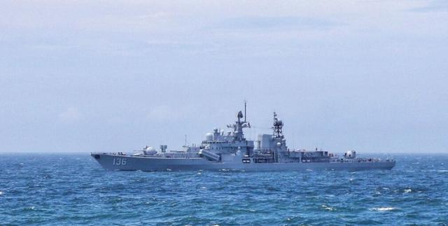关于我国海军首艘新型导弹驱逐舰下水时间的探讨——以051C型导弹驱逐舰为例，我国海军首艘新型导弹驱逐舰下水时间探讨——聚焦051C型导弹驱逐舰