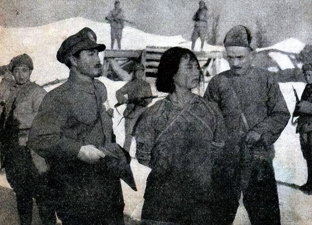 歼-15舰载机试飞,英雄背后的牺牲与荣耀,歼-15舰载机试飞,英雄之荣耀与牺牲之路