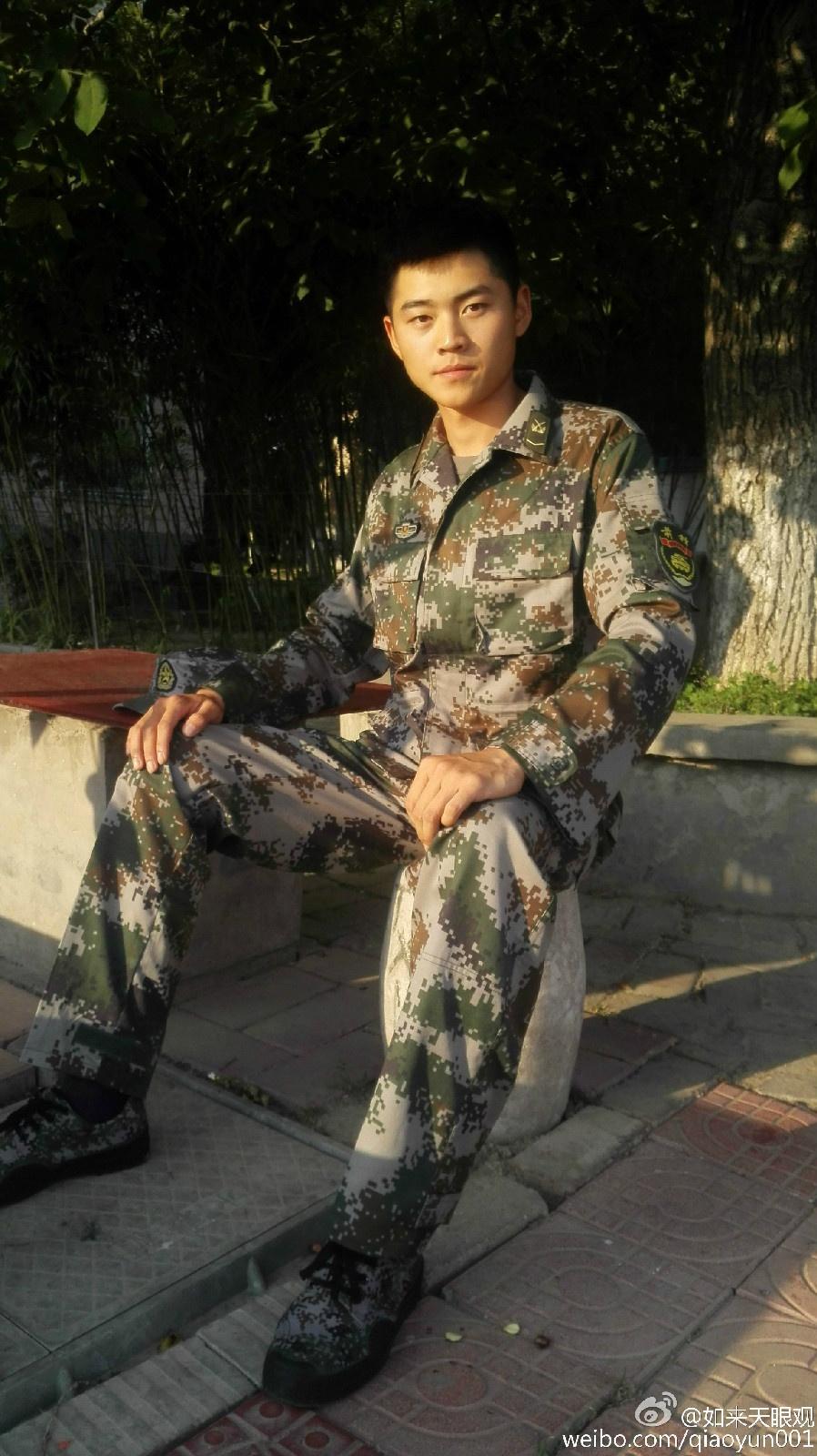 真正男子汉教官刘金沂，铁血柔情铸军魂，铁血教官刘金沂，柔情铸军魂