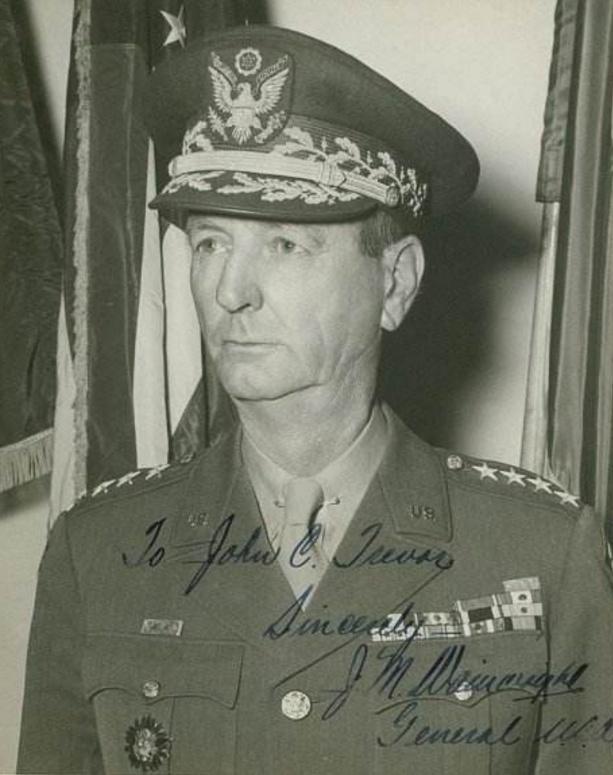 总司令与上将，军事体系中的权力与地位对比，军事体系中的权力对比，总司令与上将的地位差异