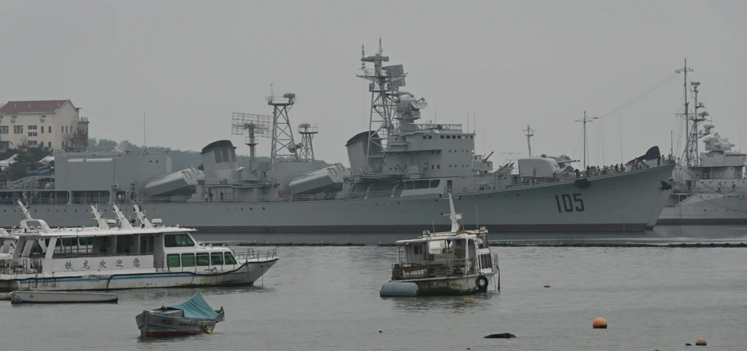 揭秘中国海军的骄傲，105舰的奥秘与实力，揭秘中国海军明星战舰，105舰的傲人实力与奥秘探索