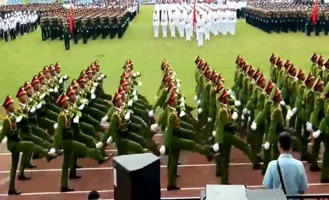 阅兵方阵展现中国力量——2022年的独特视角，阅兵方阵展现中国力量，独特视角下的2022年风采