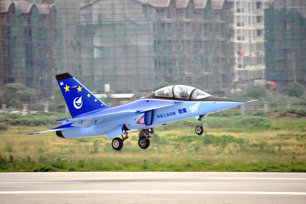 T33教练机，空中教学的卓越代表，T33教练机，空中教学的领航者