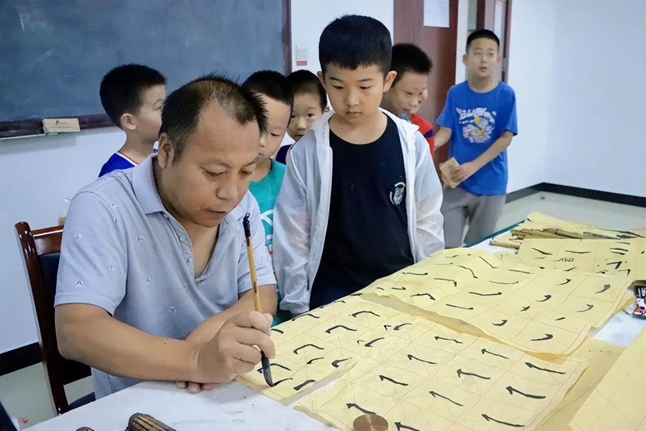 新闻联播