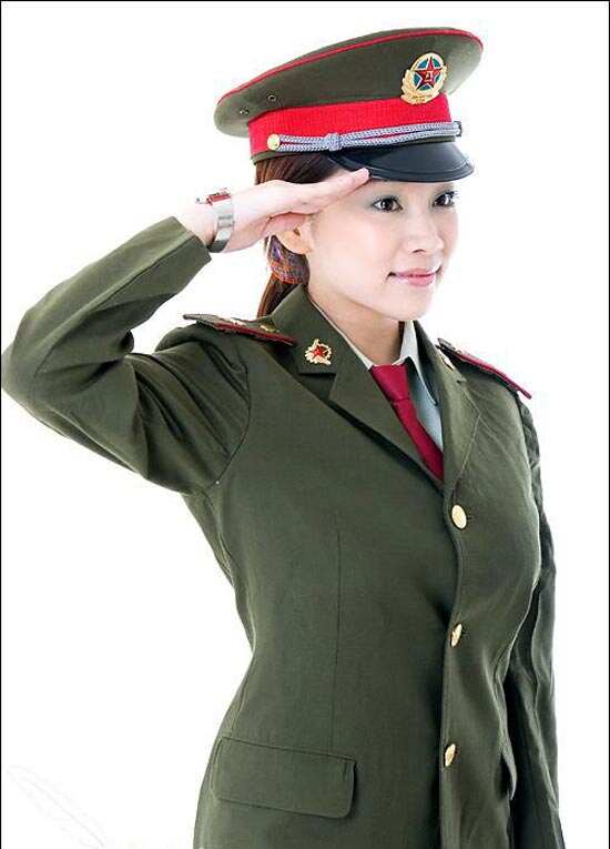 中国女兵，单人高清图片的魅力与力量，中国女兵，单人高清图片展现魅力与力量