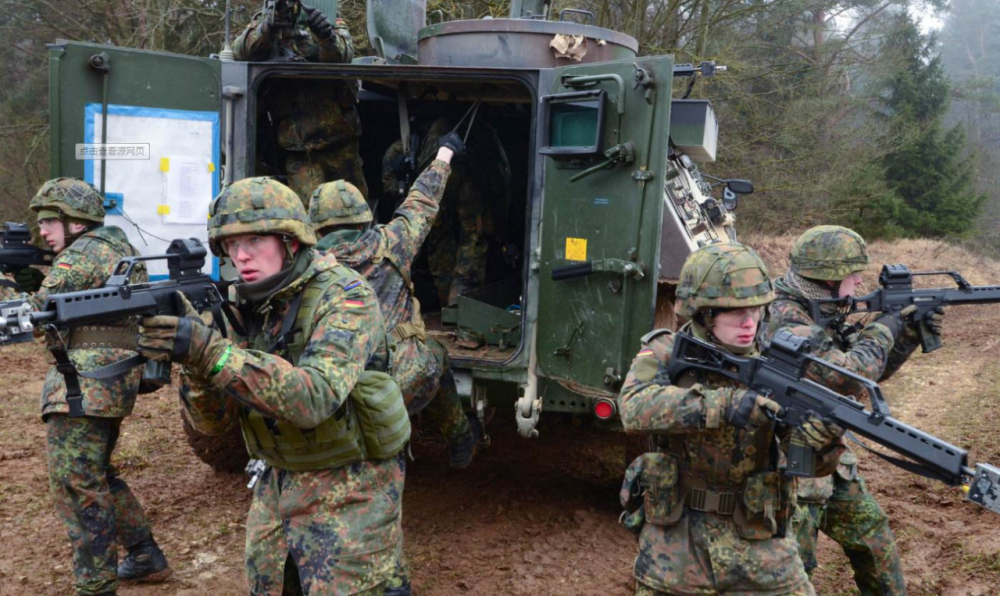 这军事新闻今日最新消息,全球军事动态深度解析,全球军事动态深度解析,最新军事新闻与趋势分析