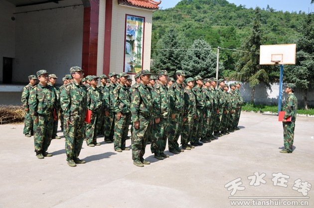 军民共筑国防之桥