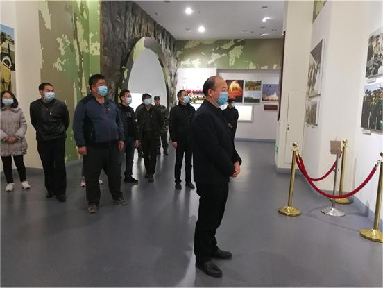 中国人民解放军二炮军旗，荣耀与力量的象征，中国人民解放军二炮军旗，荣耀与力量的永恒象征