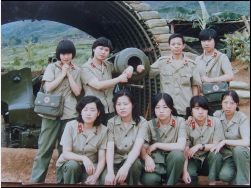 中国女兵在越南，电影中的英勇形象与在线播放的魅力，中国女兵在越南，电影中的英勇与在线魅力展示