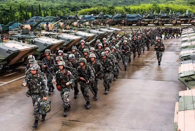 中国陆军十三个集团军兵力概况，中国陆军十三个集团军兵力概况概览