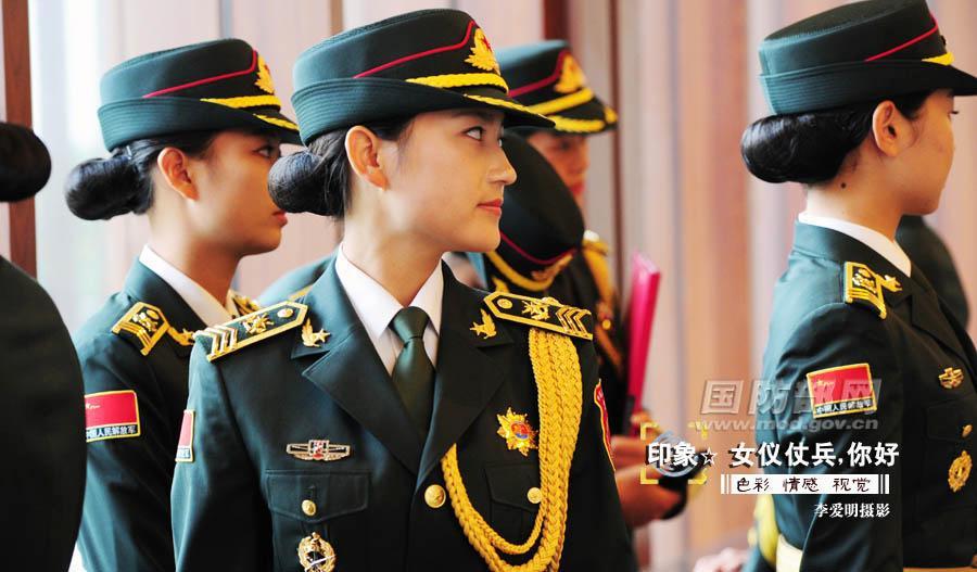 中国女兵裙装图片，展现新时代女性的风采与力量，中国女兵裙装风采，展现新时代女性的力量与魅力