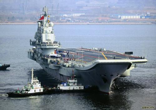 我国的第一艘国产航空母舰，破晓海洋的守护者，我国首艘国产航空母舰，破晓海洋的守护者启航