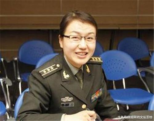 国防大学李莉为何选择退役，深度探究其背后原因，国防大学李莉退役背后的深度原因探究