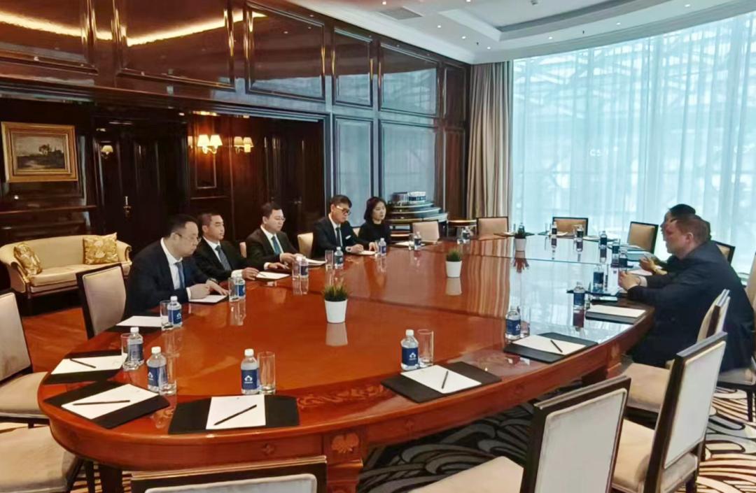 中国战略中心城市的崛起与挑战，中国战略中心城市的崛起与挑战，机遇与困境分析